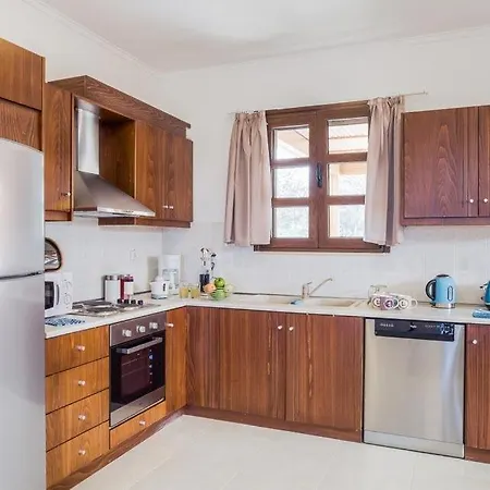 Sleeps 4 Pool Air Con Wifi * Lindos (Rhodes)